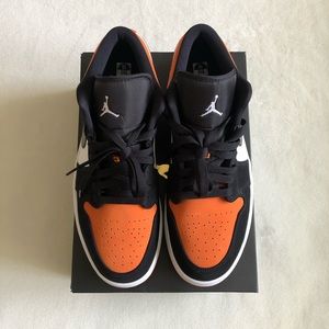 Air Jordan 1 Low ‘Shattered Backboard’